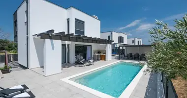 Villa 3 bedrooms in Vinkuran, Croatia