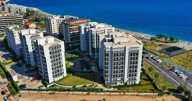 Wohnung 4 Schlafzimmer in Muratpasa, Türkei