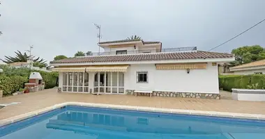 4 bedroom house in Orihuela, Spain