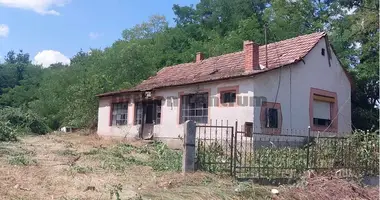 2 room house in Monostorpalyi, Hungary