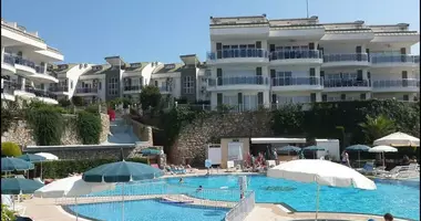 Apartamento 4 habitaciones con vista al mar, con la piscina, con vistas a las montañas en Alanya, Turquía
