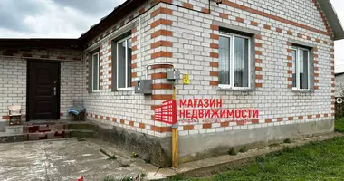 Haus 3 Zimmer in Lubcha, Weißrussland