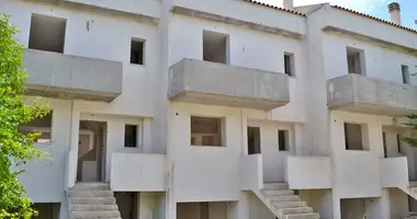 Townhouse 4 bedrooms in Stathmos Afidnon, Greece