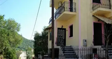 Hotel 330 m² en Mesovouni, Grecia