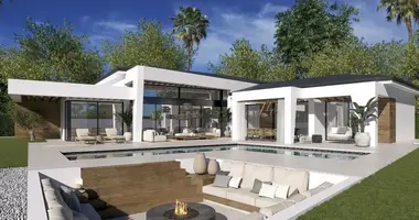 Villa 4 bedrooms with Air conditioner, with parking, with Renovated in Marbella, Spain