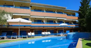 Hotel 750 m² in Pefkochori, Greece