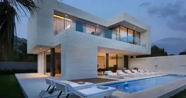 3 bedroom house in Montenegro