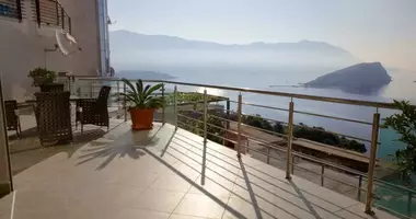 Villa 3 bedrooms with Air conditioner, with Sea view, with Yard in Budva, Montenegro