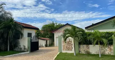 Casa 4 habitaciones en Acra, Ghana