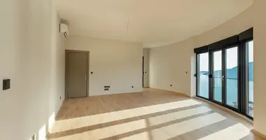 Apartamento 3 habitaciones en Herceg Novi, Montenegro