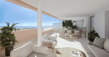 3 bedroom apartment in Estepona, Spain