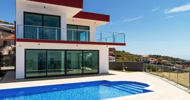Villa  mit Meerblick, mit Schwimmbad, mit Garten in Ribeira Brava, Portugal