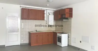 2 room apartment in Dunakeszi, Hungary