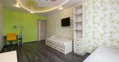 Apartamento 3 habitaciones en Kopisca, Bielorrusia