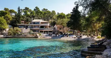 Villa 12 bedrooms in Grad Hvar, Croatia