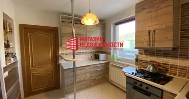 Casa 4 habitaciones en Novaja Hoza, Bielorrusia