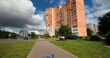 Apartamento 3 habitaciones en Baraulianski sielski Saviet, Bielorrusia