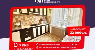 Apartamento 3 habitaciones en Slutsk, Bielorrusia