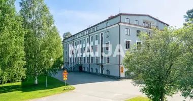 Lokale gastronomiczne 3 805 m² w Niittylahti, Finlandia