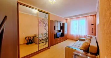 Wohnung 2 zimmer in Sankt Petersburg, Russland