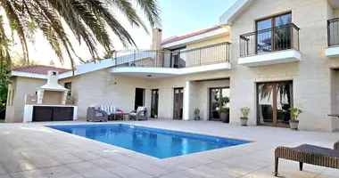 5 bedroom villa in Parekklisia, Cyprus