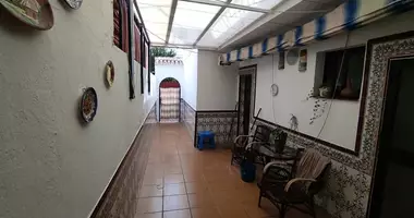 3 room house with  Buses, with  Terrace, with  Schools in Fuengirola, Spain
