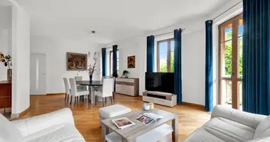 Apartamento 4 habitaciones en Varsovia, Polonia