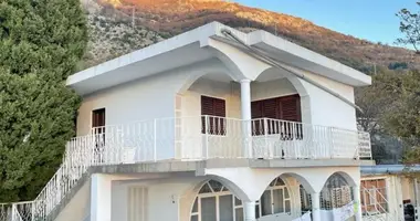 5 bedroom house in Zankovici, Montenegro