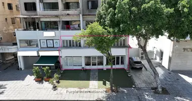 Tienda 128 m² en Strovolos, Chipre