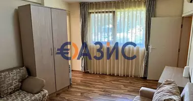 Квартира 3 спальни в Святой Влас, Болгария