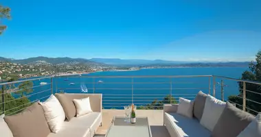Villa  mit Terrasse in Nizza, Frankreich