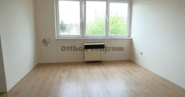 2 room apartment in Tata, Hungary