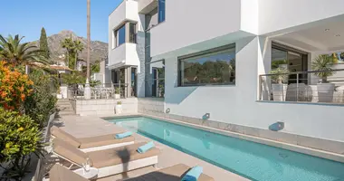 Villa 4 bedrooms in Marbella, Spain