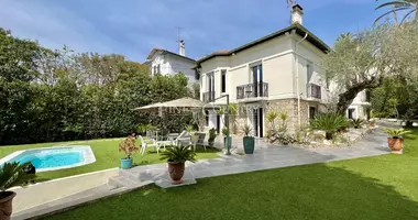Villa 4 bedrooms in Le Cannet, France