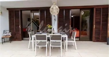 2 bedroom apartment in Arona, Spain