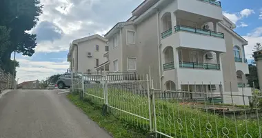 Квартира 2 комнаты в Петровац, Черногория