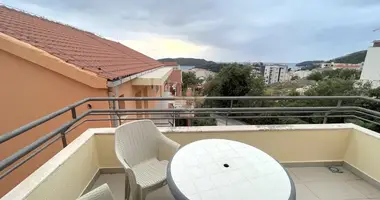 Apartamento 2 habitaciones en Becici, Montenegro