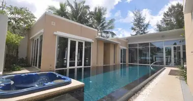 Villa 3 bedrooms with parking, with Furnitured, with Air conditioner in Phuket, Thailand