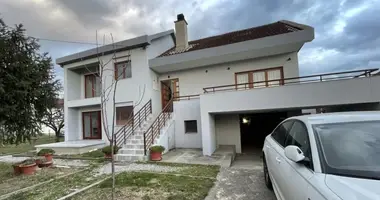4-Schlafzimmer-Villa in Podgorica, Montenegro