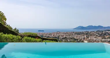 villa de 7 chambres dans France