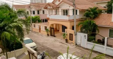 Villa en Pattaya City, Tailandia