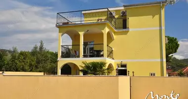 Villa 6 chambres dans Lustica, Monténégro