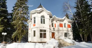 Casa 9 habitaciones en Novoglagolevo, Rusia