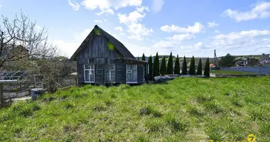 Maison dans Papiarnianski siel ski Saviet, Biélorussie