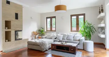 Maison 4 chambres dans Lomianki, Pologne