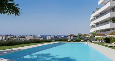 Ático Ático 3 habitaciones con Aire acondicionado, con Vistas al mar, con Vista a la montaña en Estepona, España