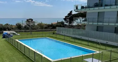 Wohnung 2 Schlafzimmer in Sant Andreu de Llavaneres, Spanien