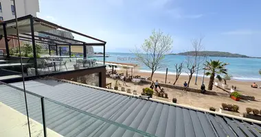 Apartamento 2 habitaciones en Rafailovici, Montenegro