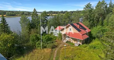Haus 5 zimmer in Liperi, Finnland
