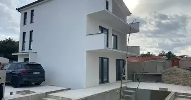 Villa 4 bedrooms in Opcina Rogoznica, Croatia